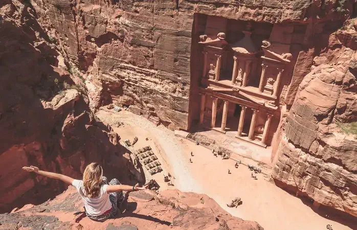 Bezoek in Jordanië één van de nieuwe 7 wereldwonderen, genaamd Ad Deir.
