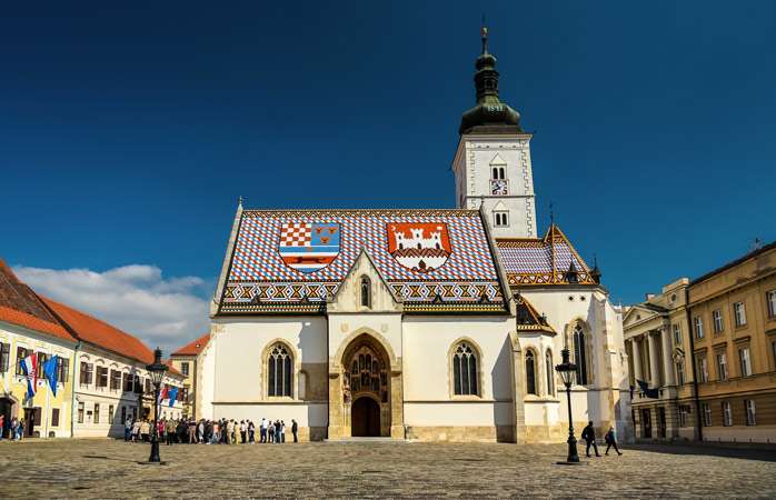 De kleurrijke St. Mark's kerk is een must-see in Zagreb