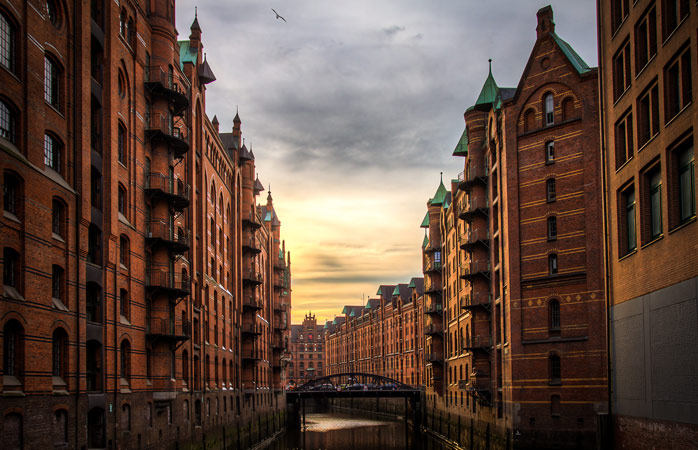 Speicherstadt, het grootste pakhuizencomplex ter wereld én een van de hoogtepunten bij een bezoek aan Hamburg