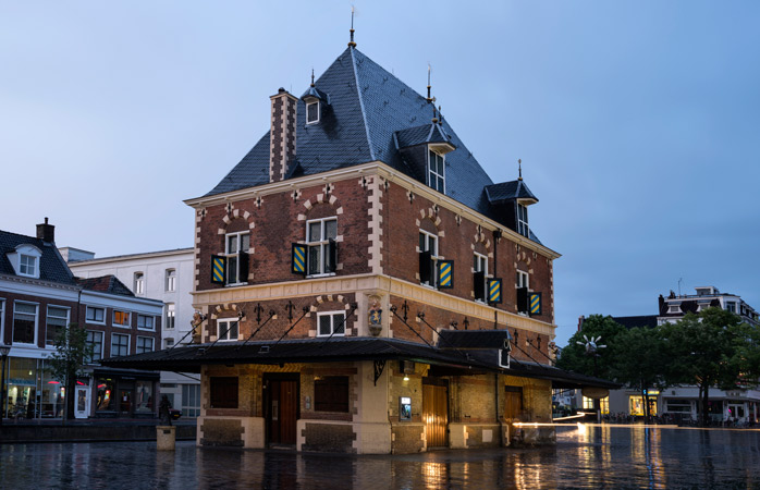 De Waag is een van de mooiste gebouwen in Leeuwarden