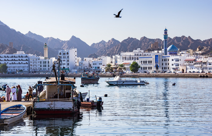 Door zijn smeltkroes van culturen, een grote verscheidenheid aan adembenemend landschappen en een ontzettend vriendelijke bevolking begint Oman steeds populairder te worden. 