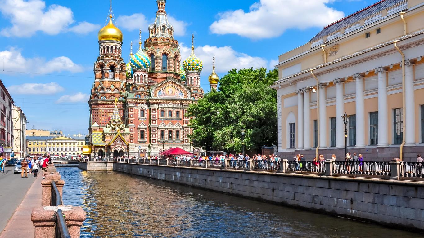 Flights to Sint-Petersburg